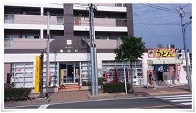 ビルの1階にあります＠東筑軒 本社うどん店