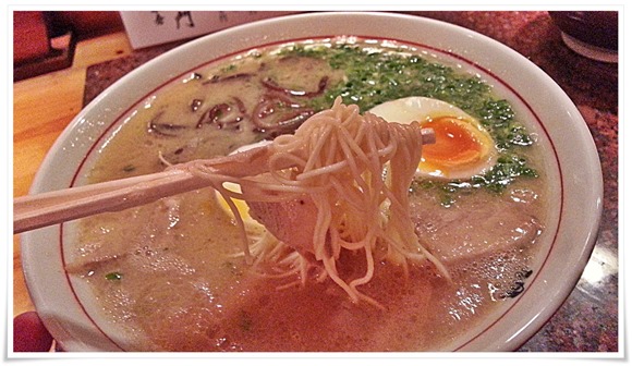 極細麺＠ラーメン 小倉一門