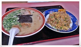 ラーメンセット880円＠味八（あじはち）