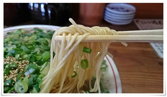 ストレートの細麺＠たいそん