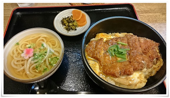 究極カツ丼大盛り登場＠うどん秋月