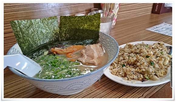 次の日のお昼ご飯@ラーメン天晴(あっぱれ) 次の日のお昼ご飯@ラーメン天晴(あっぱれ)