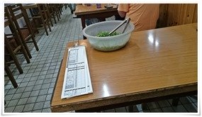 テーブル席@釜揚げ牧のうどん テーブル席@釜揚げ牧のうどん