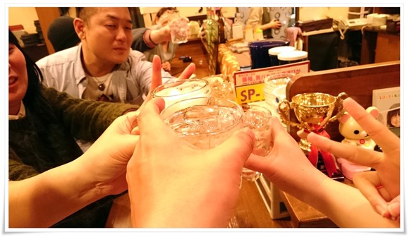 まずは乾杯！＠隠れ家ダイニングTOMMY