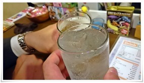 カクテルで乾杯＠REVOLVER