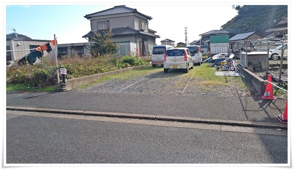 駐車場＠牡蠣の平尾