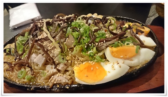 黒崎の街で焼きラーメンを発見！麺バル クオーゼ＠八幡西区熊手で食する事ができます！【閉店】