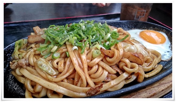 資さんの「焼きうどん」をツマミに乾杯できたら最高でしょうね！【資さんうどん鞘ヶ谷店】