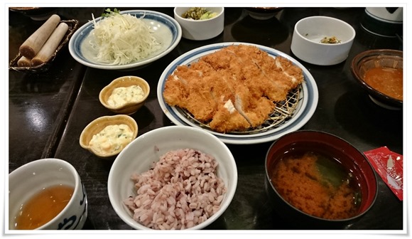 Wチキンカツ定食全景＠とんかつ濱かつ