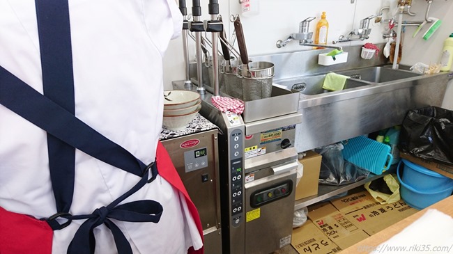 麺茹で機＠東筑軒黒崎駅うどん店