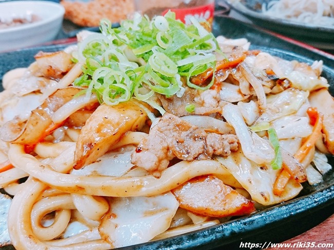 焼きうどんアップ＠資さんうどん陣山店