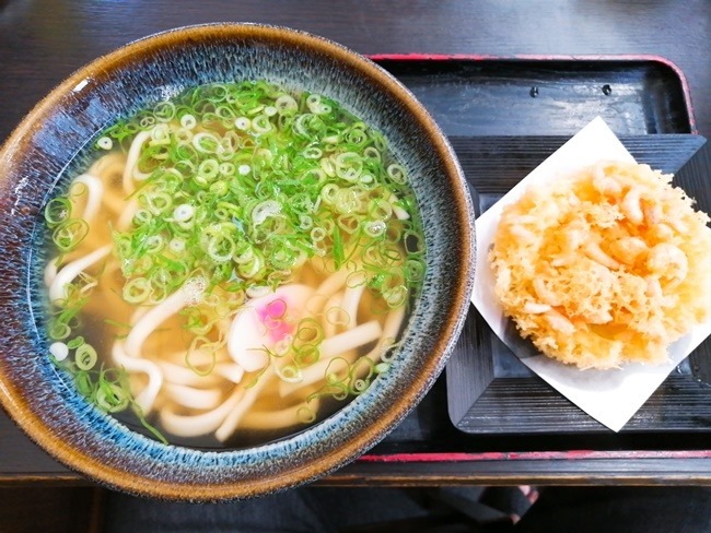 エビ天（かき揚げ）うどん