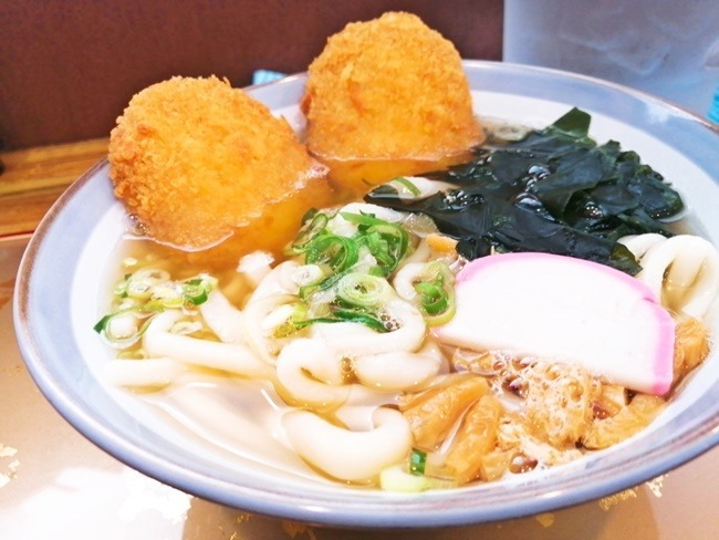 復活！かかしうどん八幡東田店deダブルコロッケうどん＆かしわチーズうどんを食す【八幡東区東田】