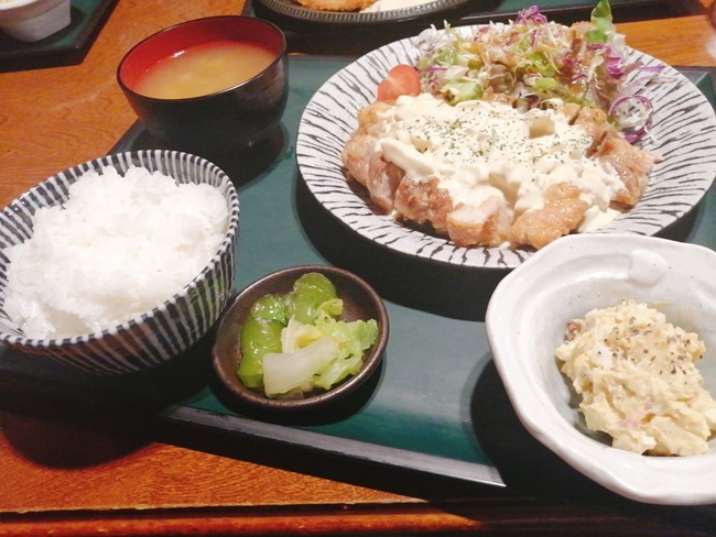 チキン南蛮定食旨し＠元気食堂まるみや