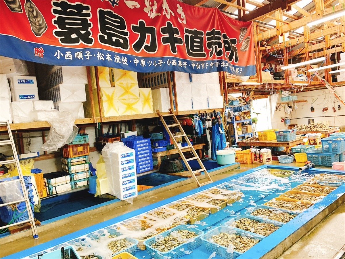 蓑島漁港(行橋)の牡蠣小屋