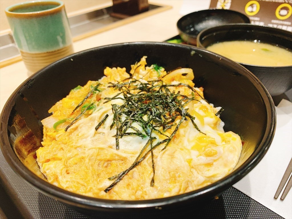 松のや 親子丼アップ