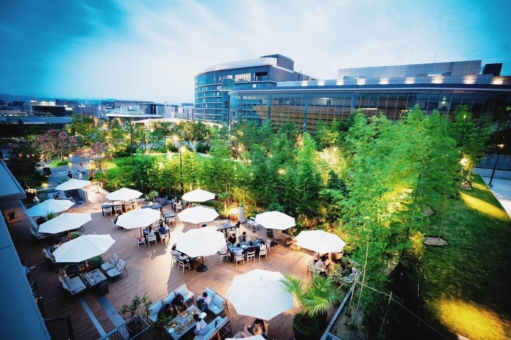LAZOR GARDEN DINING ビアガーデン