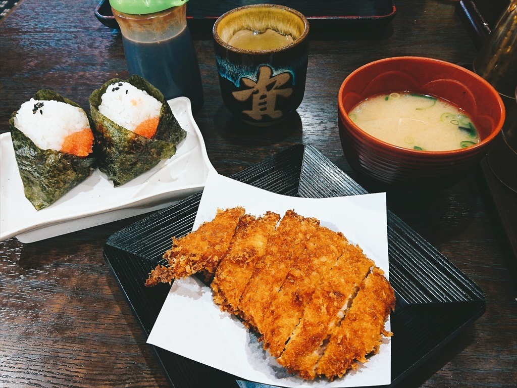 とんかつ定食